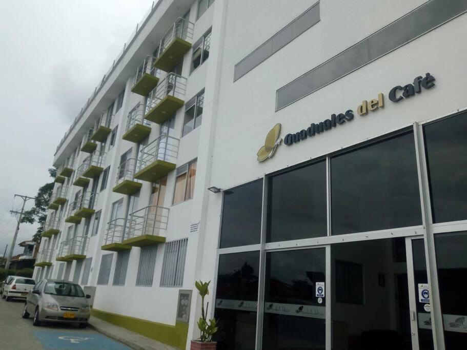 Apartamento Cerca Parque Del Cafe Con Piscina Montenegro Luaran gambar