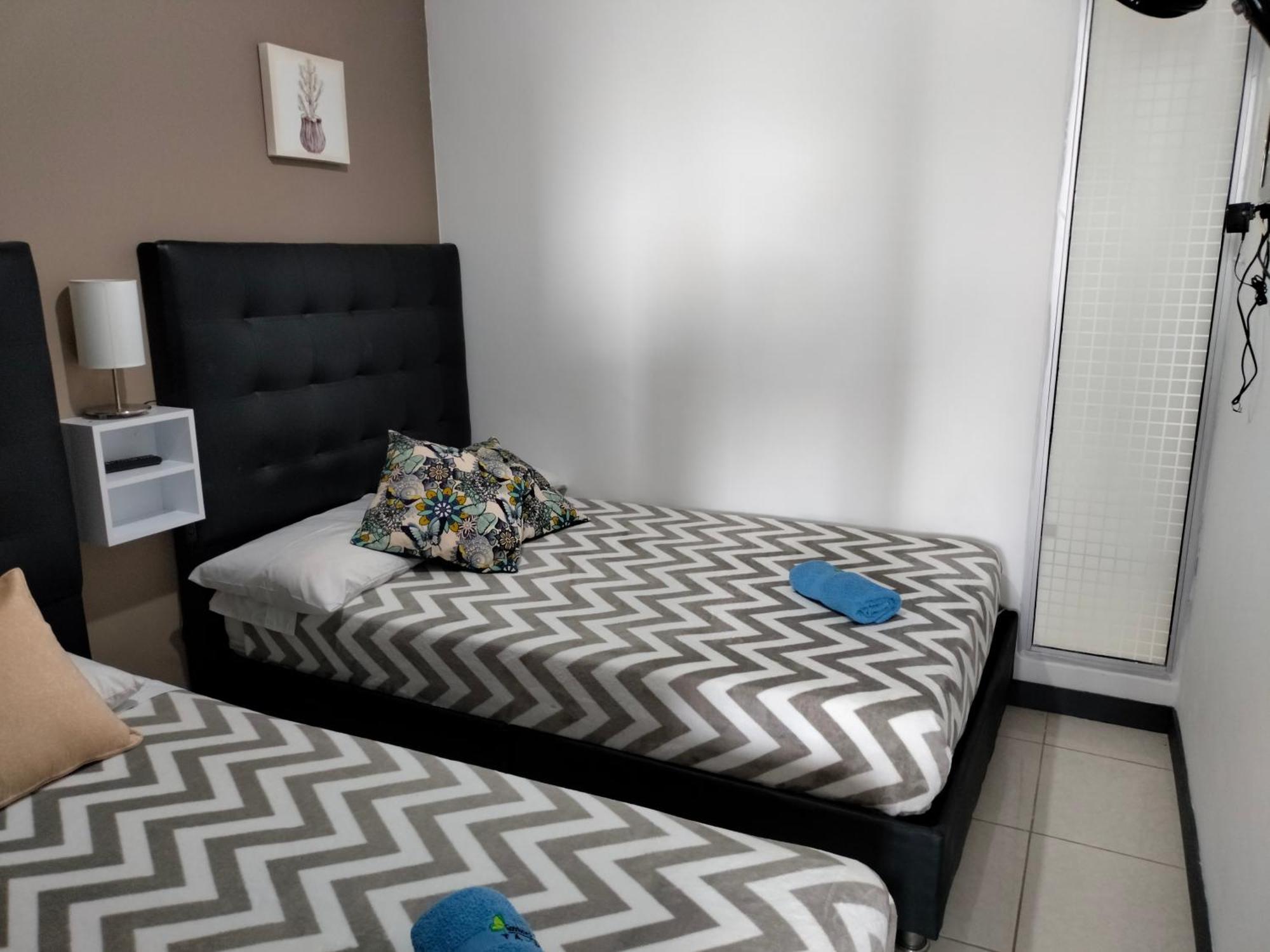 Apartamento Cerca Parque Del Cafe Con Piscina Montenegro Luaran gambar
