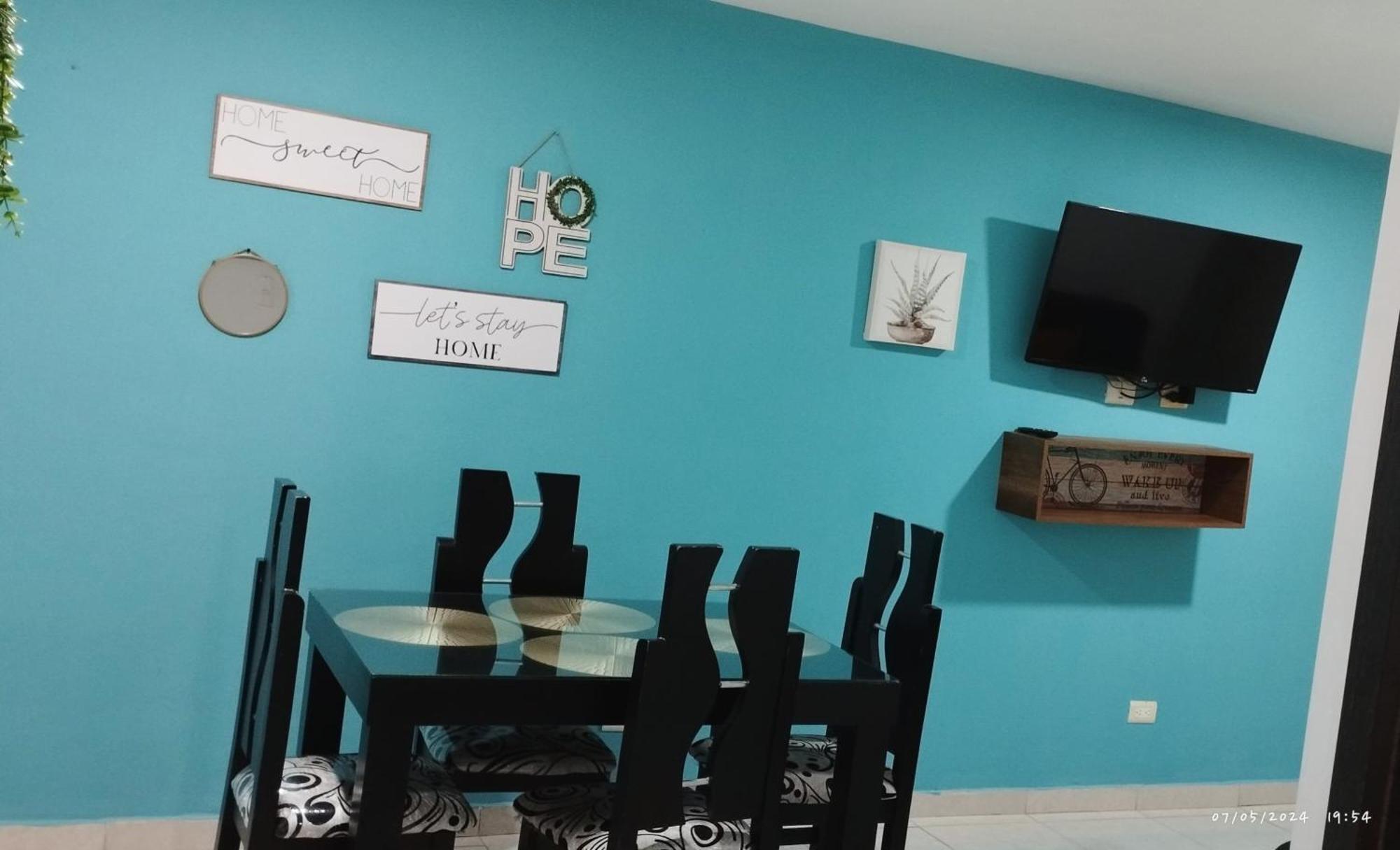 Apartamento Cerca Parque Del Cafe Con Piscina Montenegro Luaran gambar